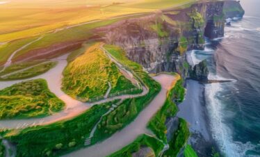 Private Cliffs of Moher, Burren & Atlantic Coast Tour